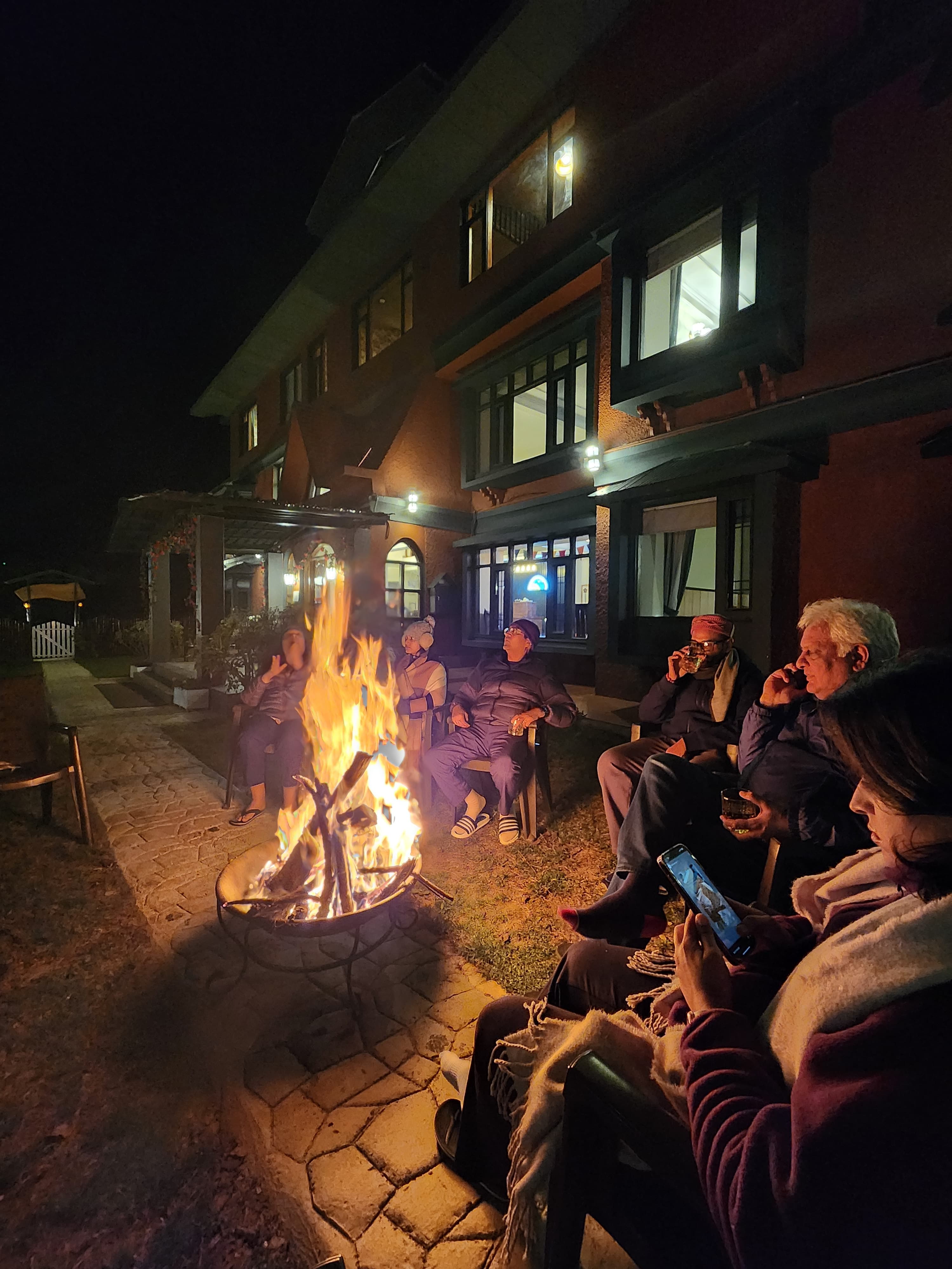 Bonfire and Live Music Nights!